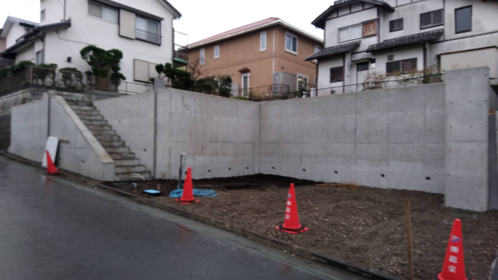 鎌倉市寺分宅造工事｜擁壁工事｜株式会社総栄　施工実績イメージ１
