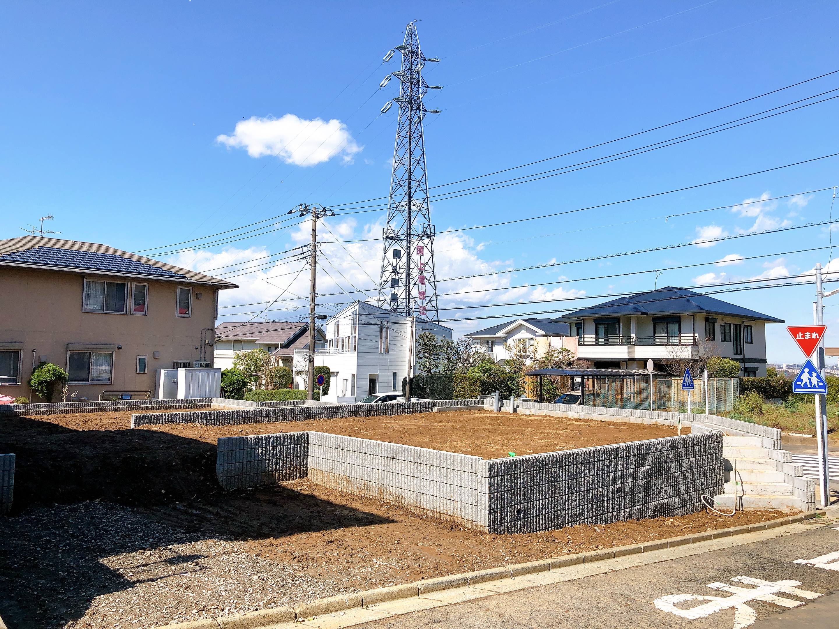 鎌倉市高野２棟小規模開発工事｜造成工事｜株式会社総栄　施工実績イメージ１